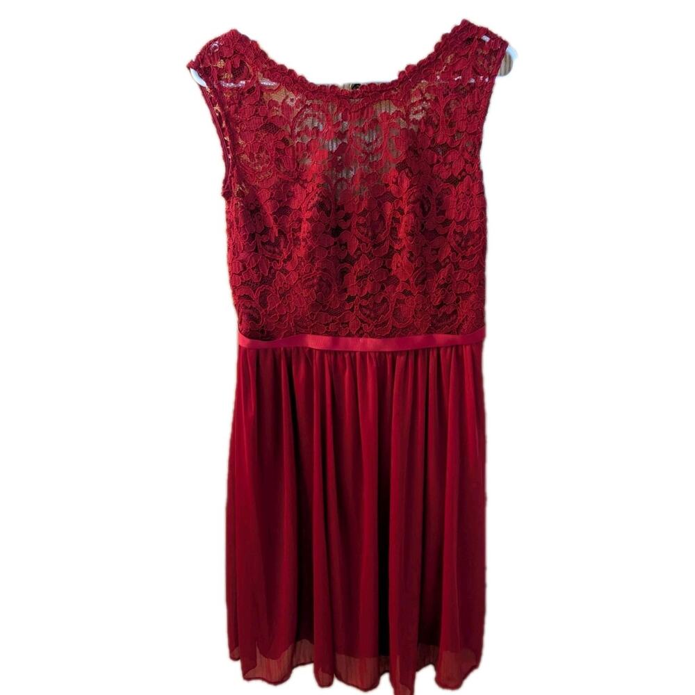 Davids Bridal Bridesmaid Dress Size 10 Apple (Red) Lace Top